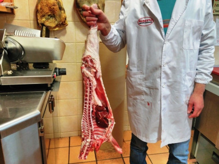 Medio cabrito de Modesto