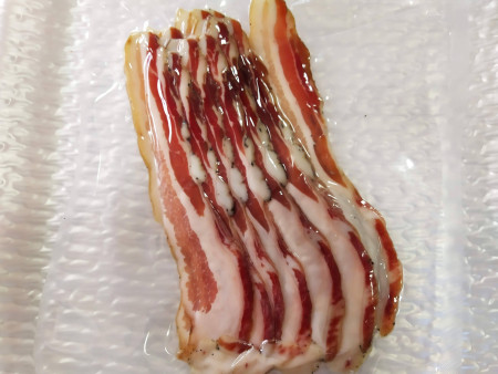 Panceta curada cortada