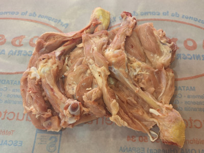 Muslos de pollo deshuesado