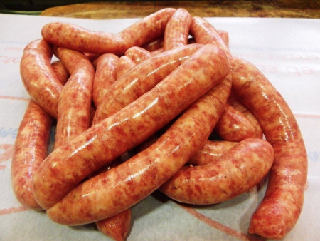 Salchichas frescas caseras de cerdo